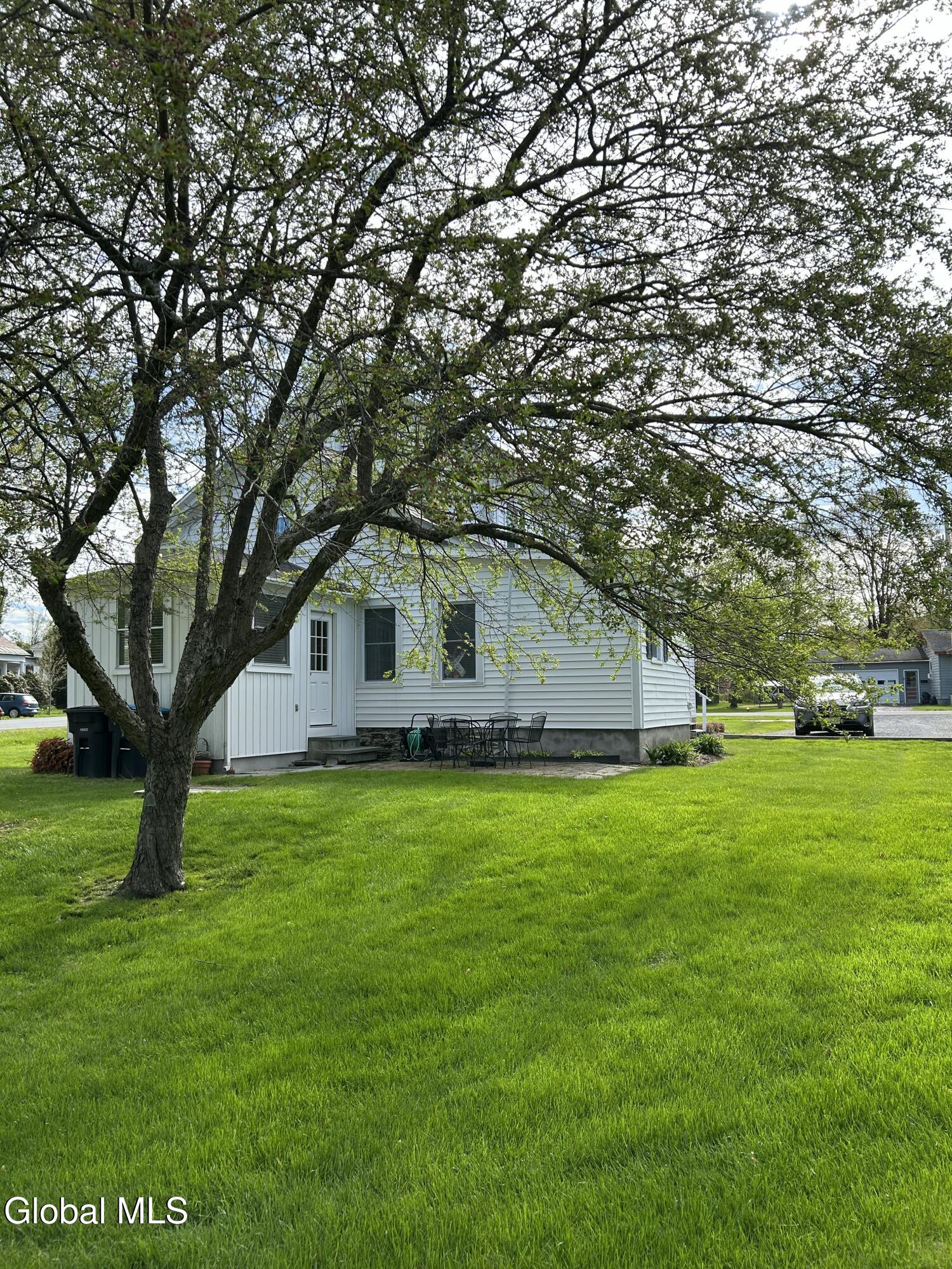 29 NW Washington Cambridge NY 12816