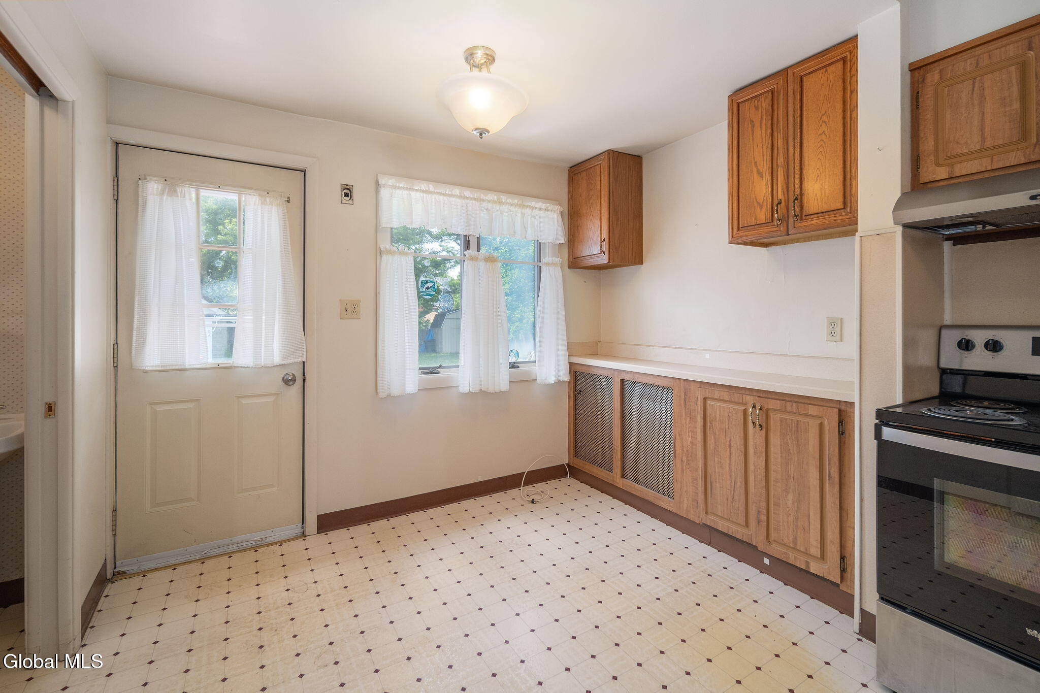 19 Harris Avenue Albany NY 12208