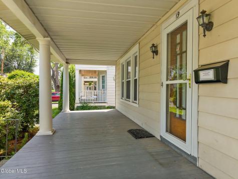 19 Harris Avenue Albany NY 12208