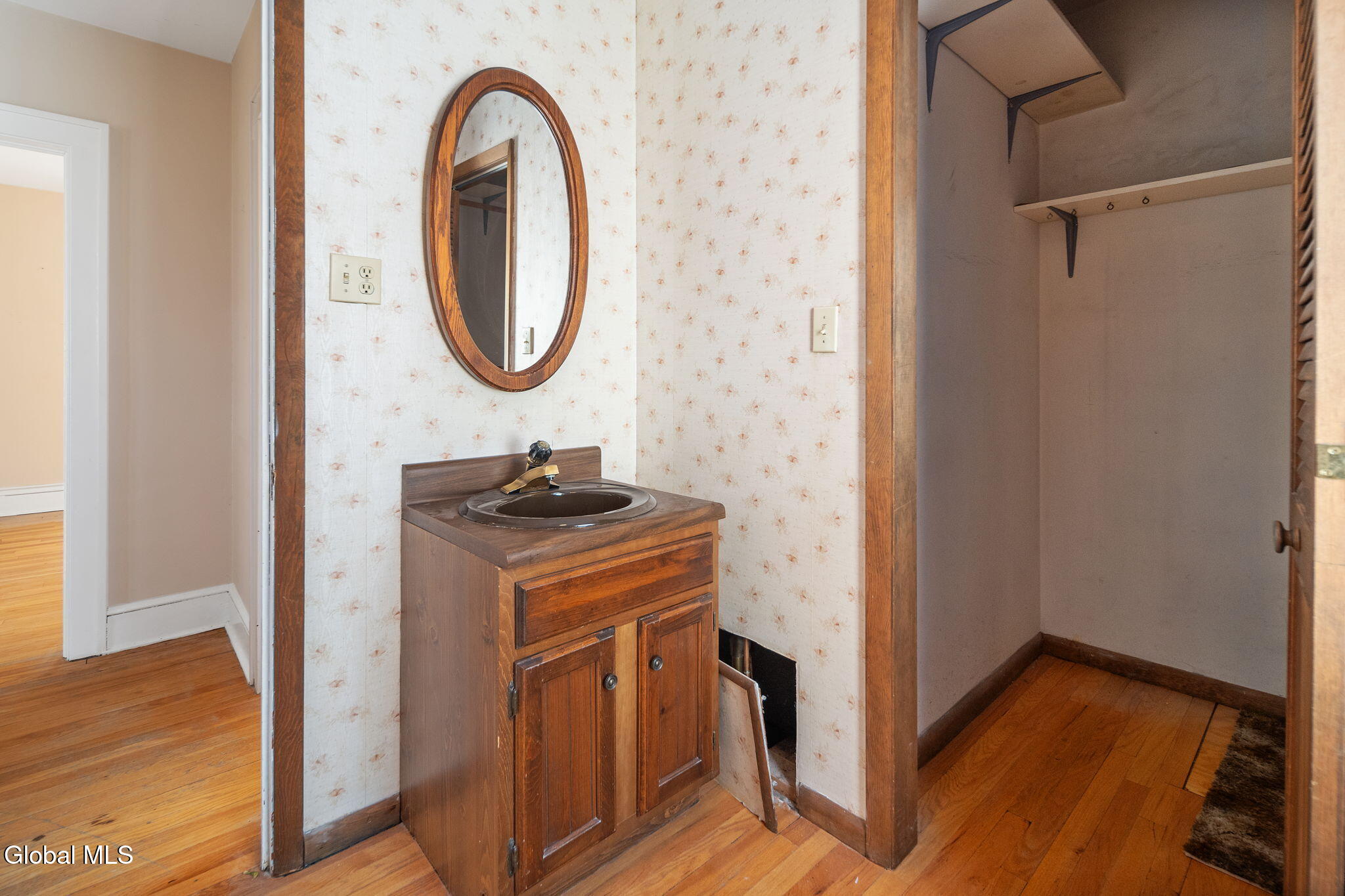 19 Harris Avenue Albany NY 12208