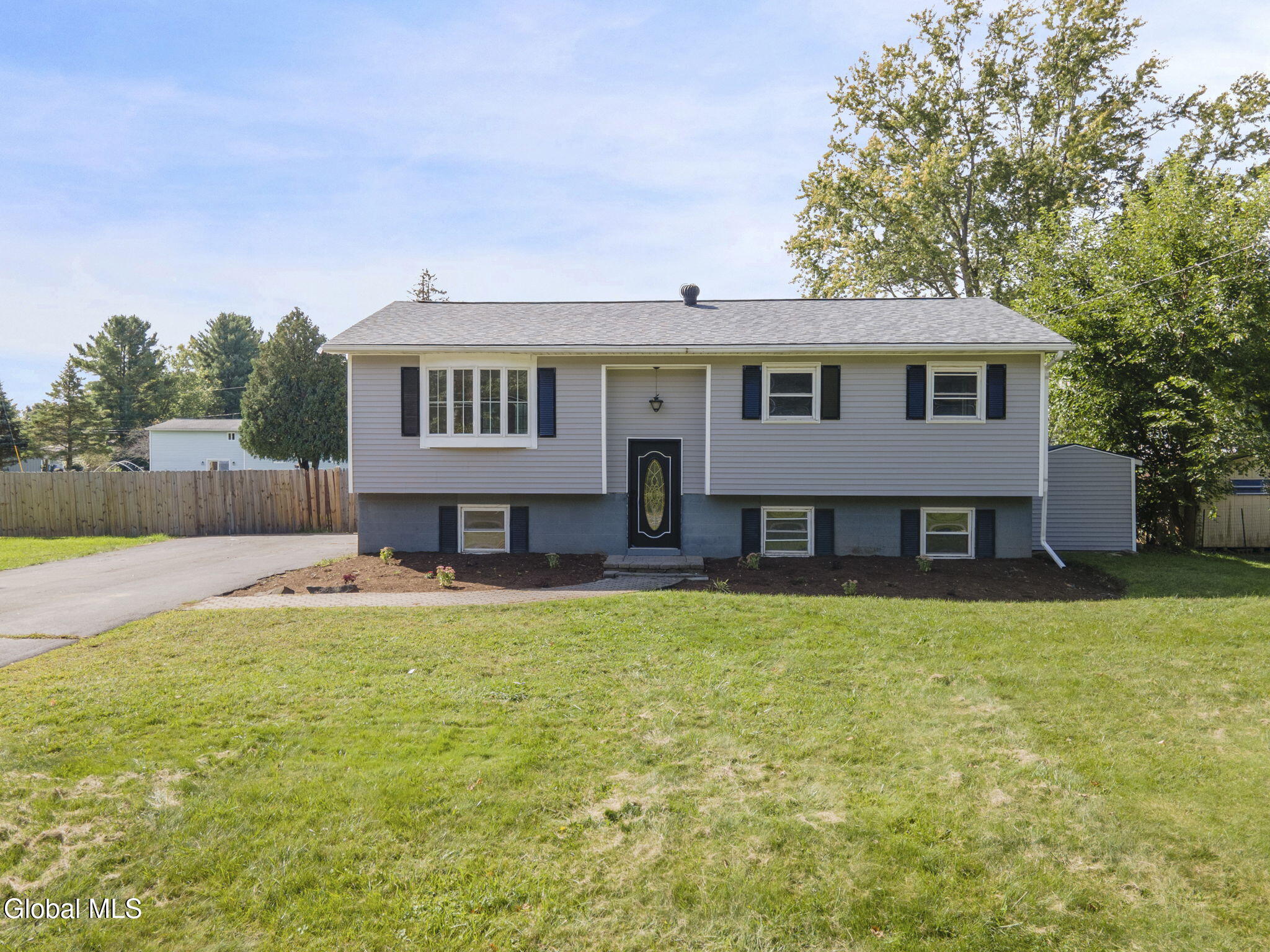 186 Middletown Road Waterford NY 12188