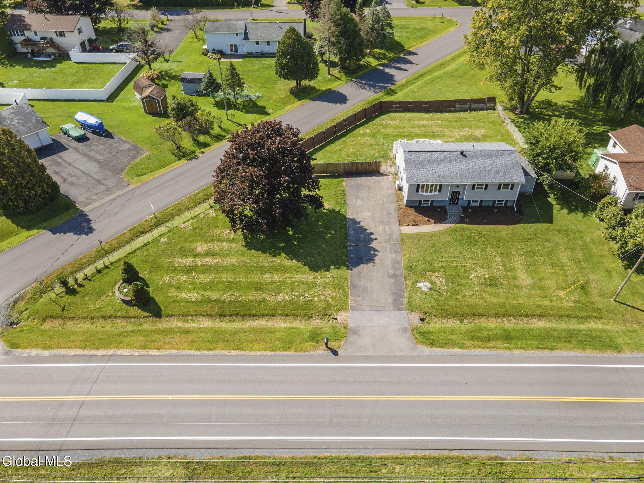 186 Middletown Road Waterford NY 12188