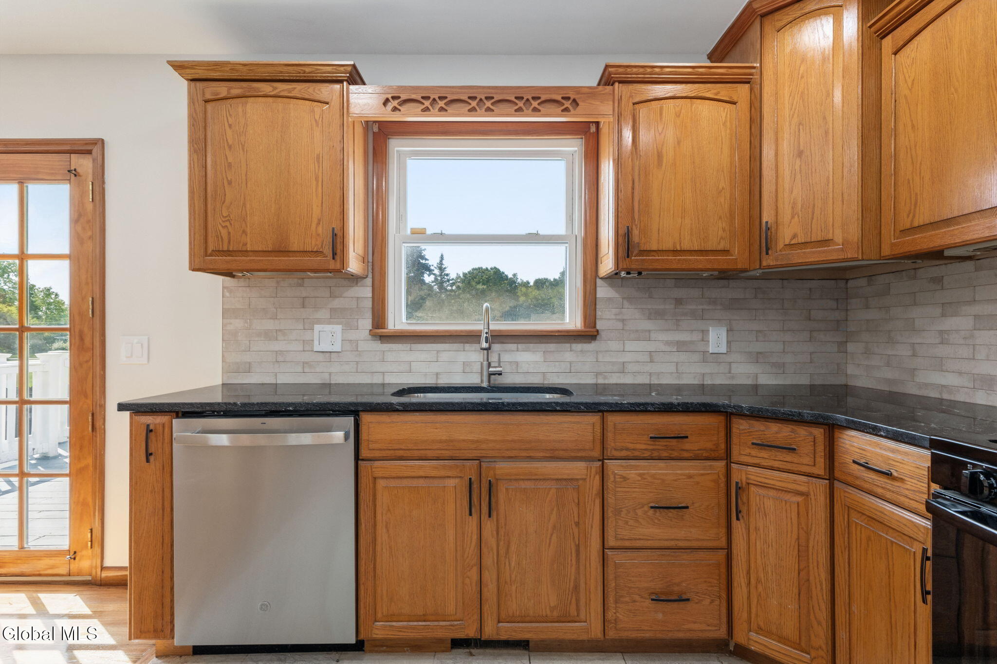 186 Middletown Road Waterford NY 12188