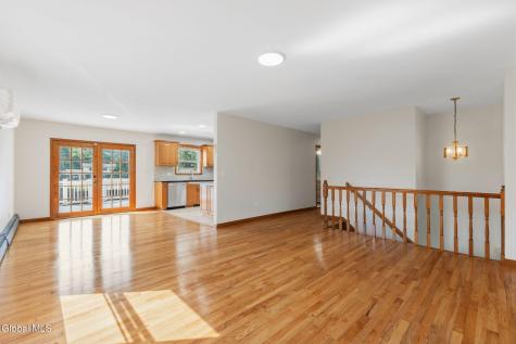 186 Middletown Road Waterford NY 12188
