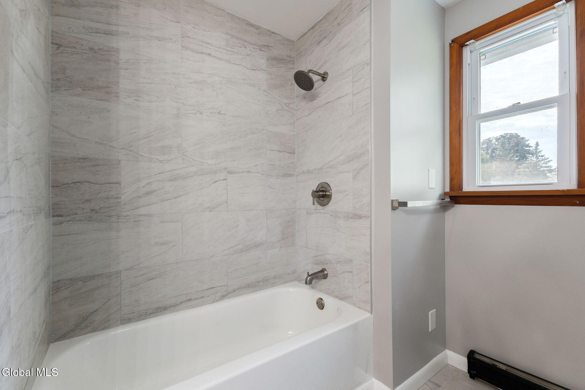 186 Middletown Road Waterford NY 12188
