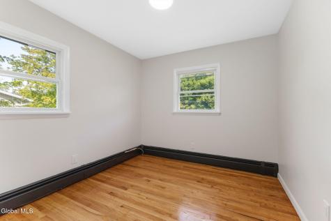 186 Middletown Road Waterford NY 12188