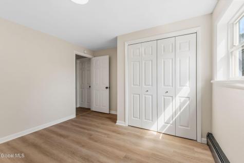 186 Middletown Road Waterford NY 12188