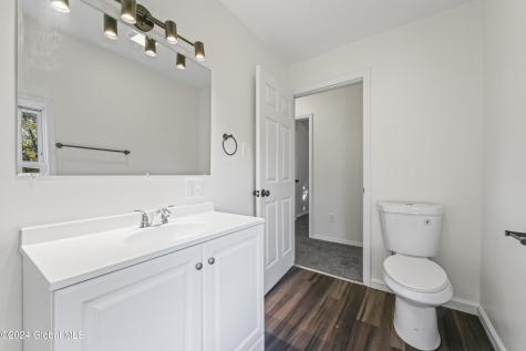 124 Cottage Street Ravena NY 12143