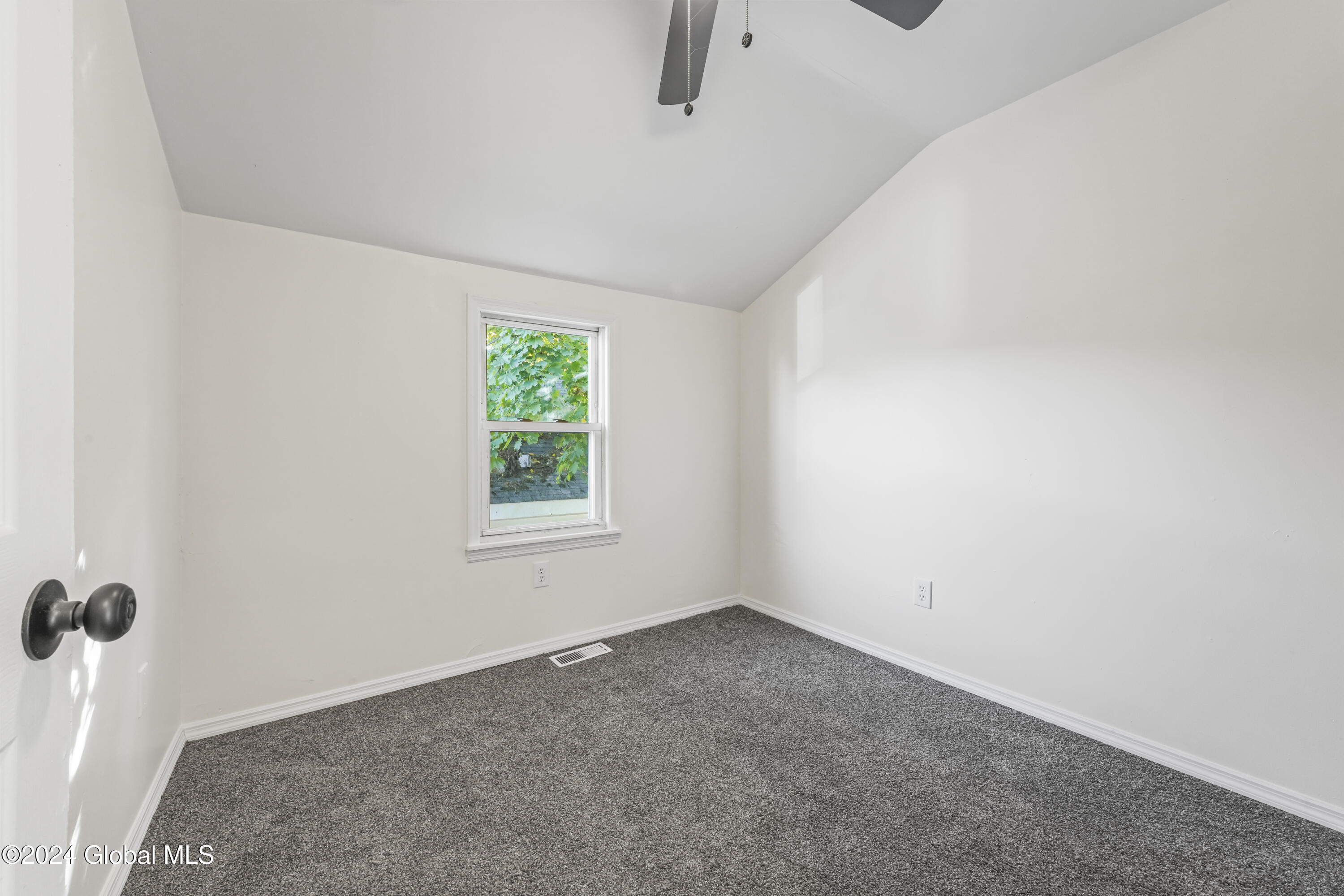 124 Cottage Street Ravena NY 12143