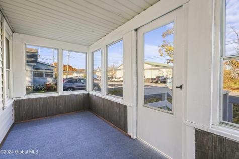 124 Cottage Street Ravena NY 12143