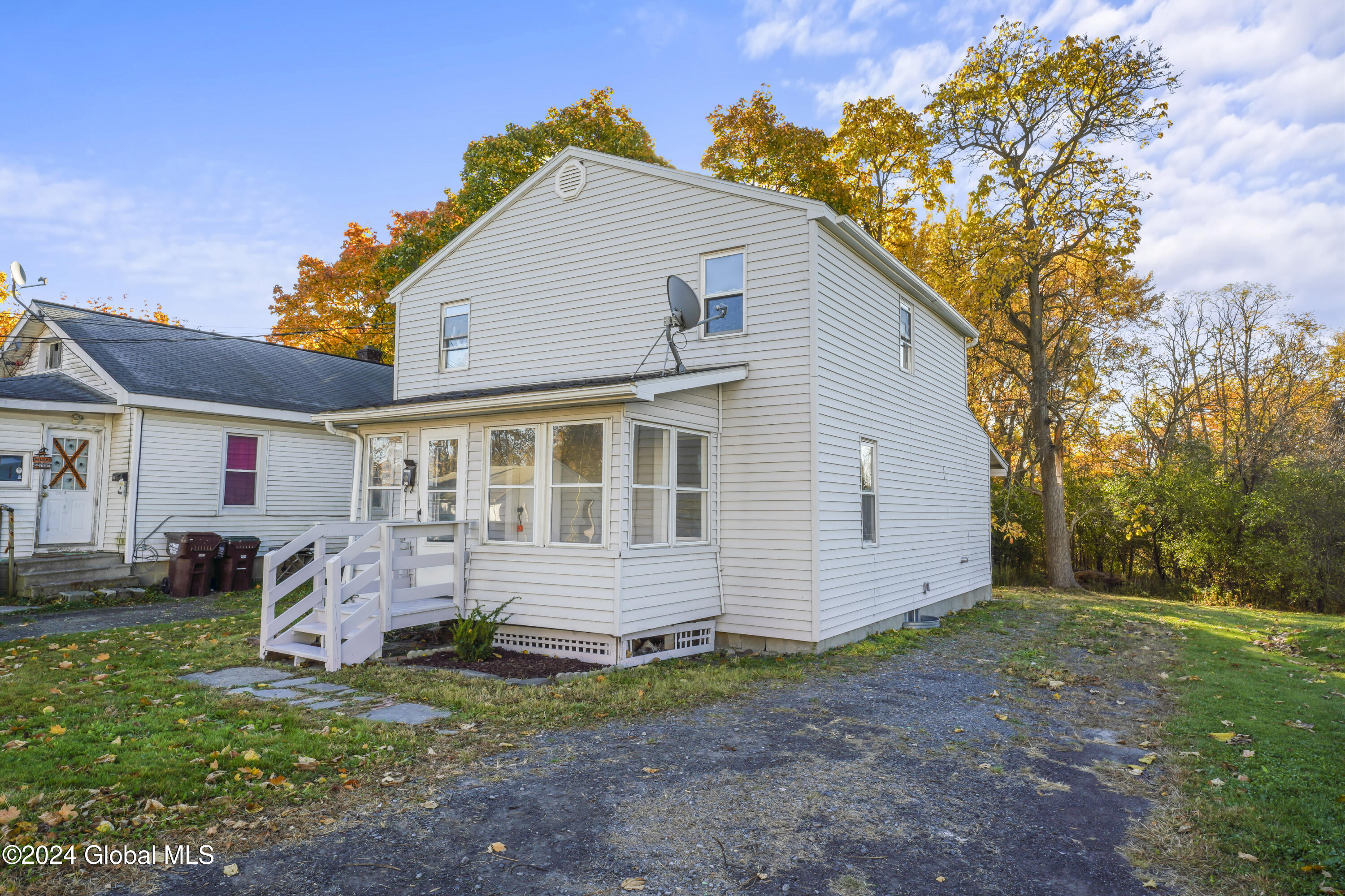 124 Cottage Street Ravena NY 12143