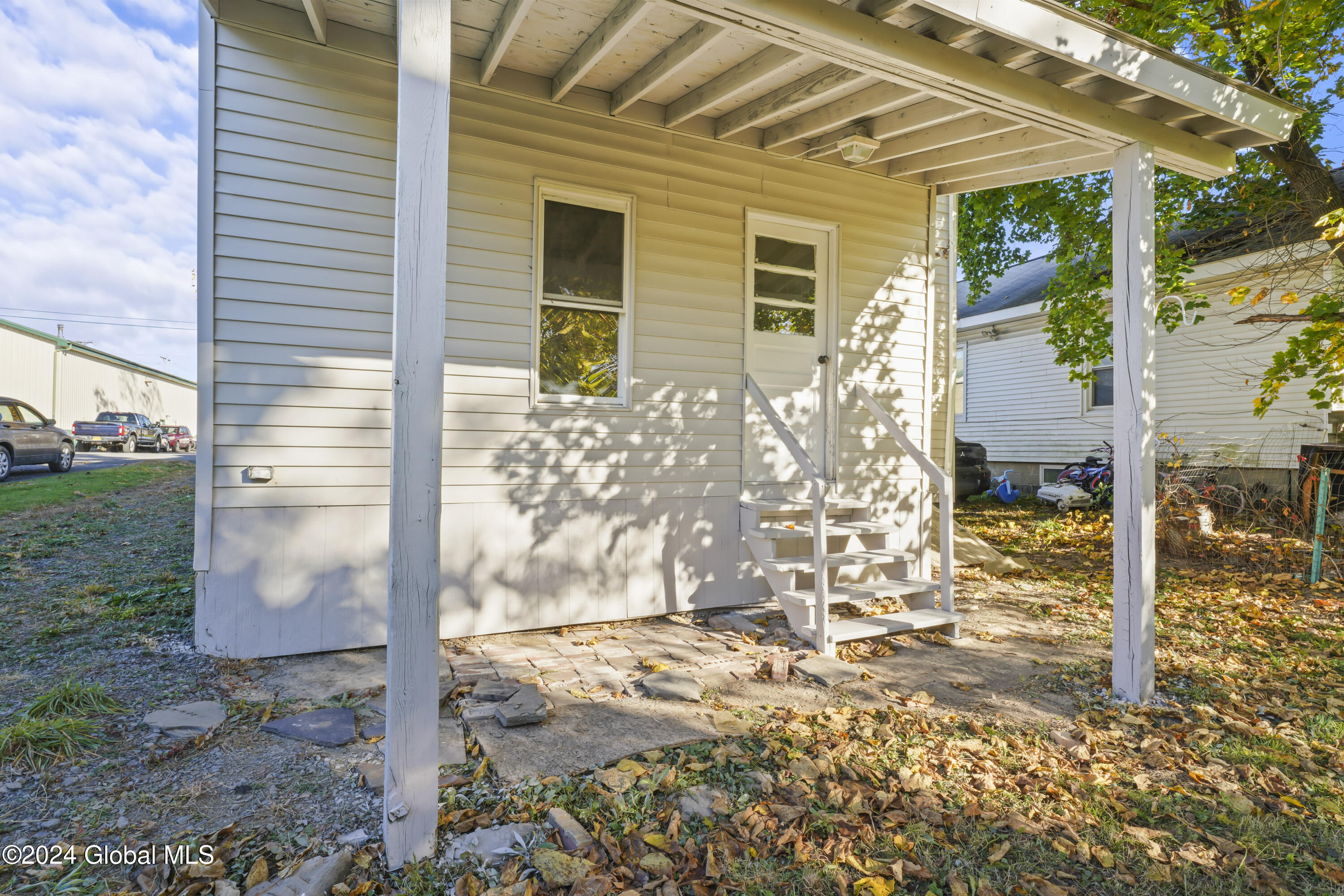 124 Cottage Street Ravena NY 12143
