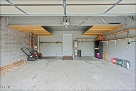 4 Oxford Road Slingerlands NY 12159