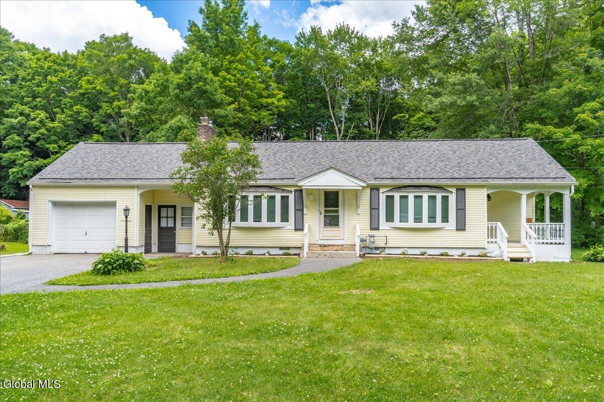 167 Cronin Road Queensbury NY 12804