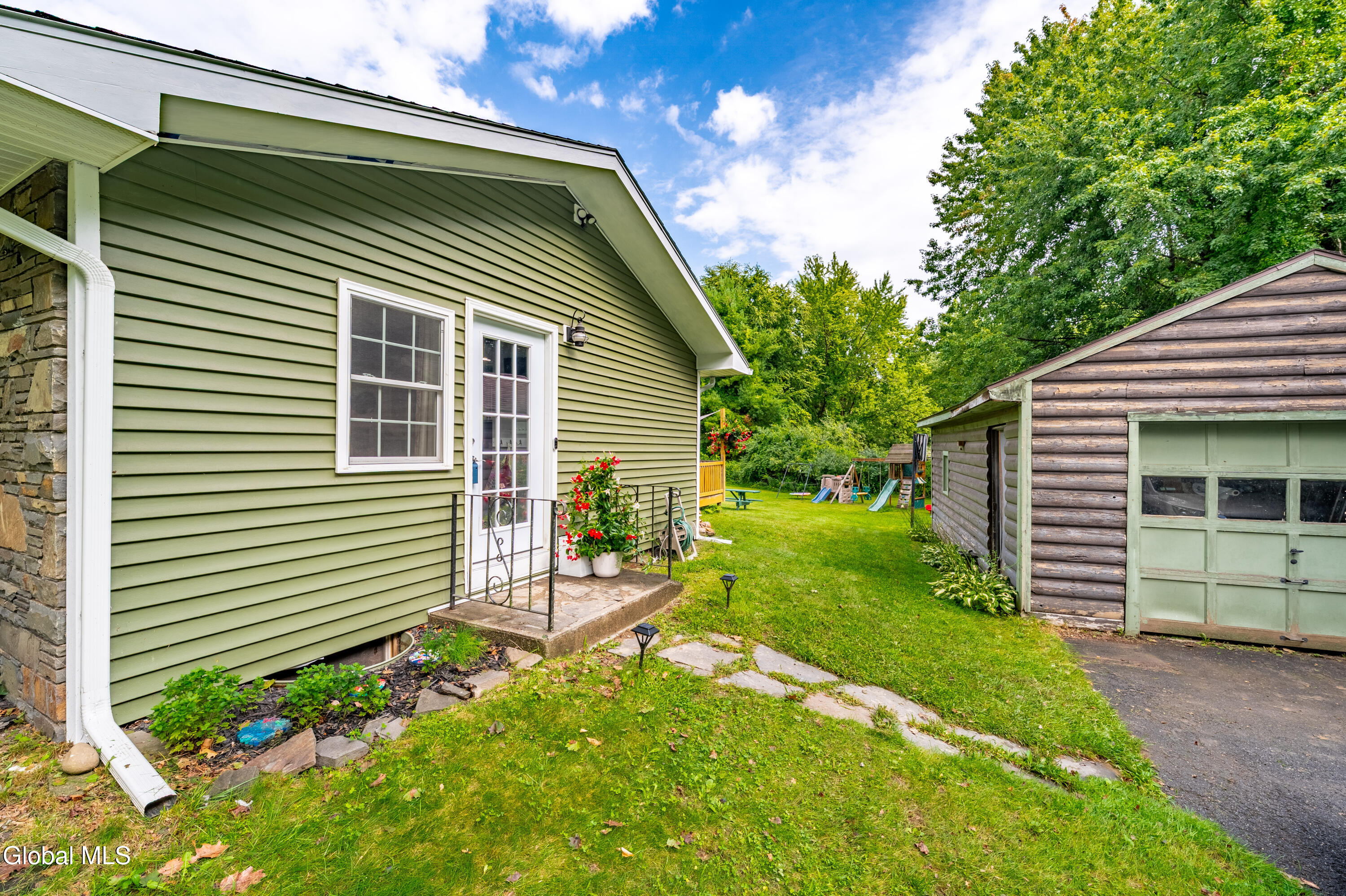 233 Elm Avenue Selkirk NY 12158