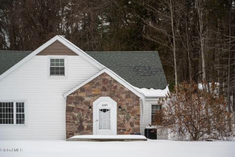 1085 W Mountain Road Queensbury NY 12804