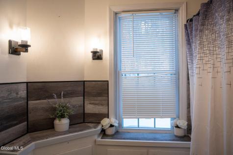 1085 W Mountain Road Queensbury NY 12804