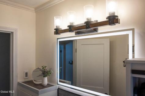 1085 W Mountain Road Queensbury NY 12804