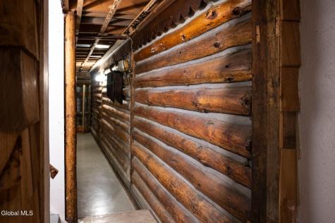 1085 W Mountain Road Queensbury NY 12804