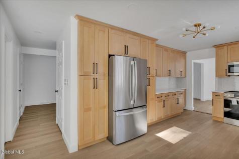 72 Cole Lane Troy NY 12180