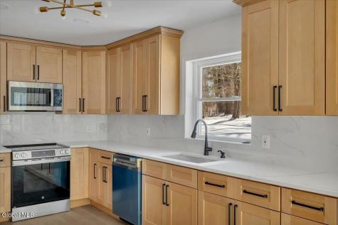 72 Cole Lane Troy NY 12180