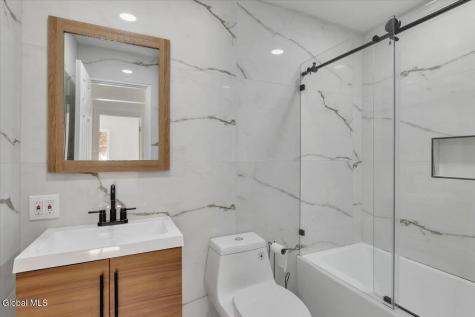 72 Cole Lane Troy NY 12180