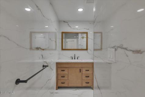 72 Cole Lane Troy NY 12180