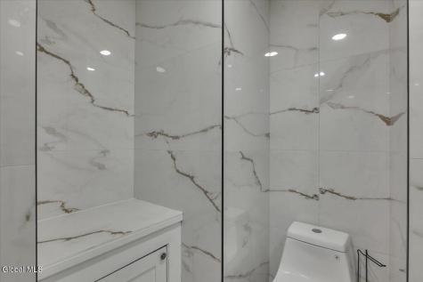 72 Cole Lane Troy NY 12180