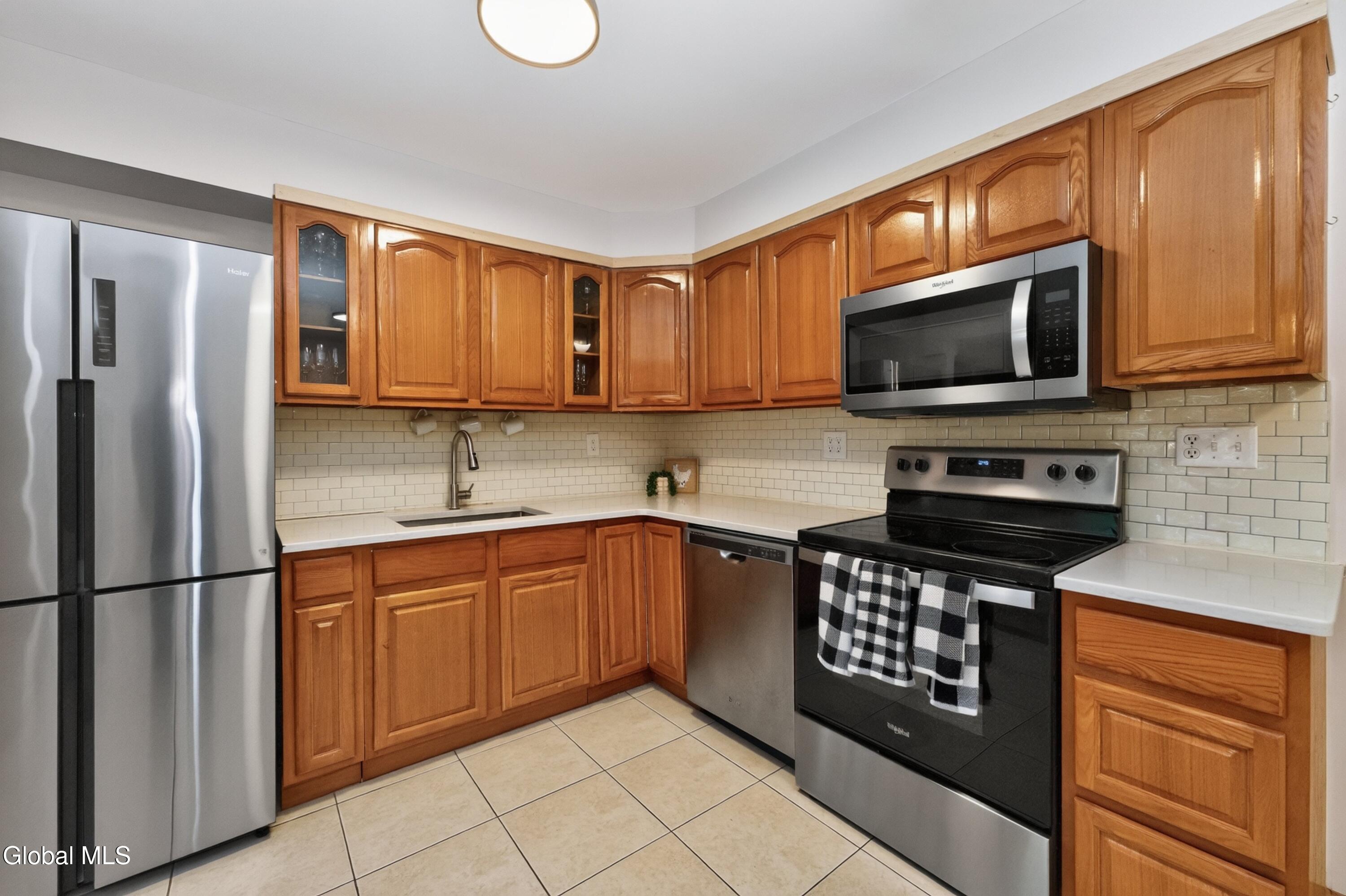 51 Vanderbilt Avenue Saratoga Springs NY 12866