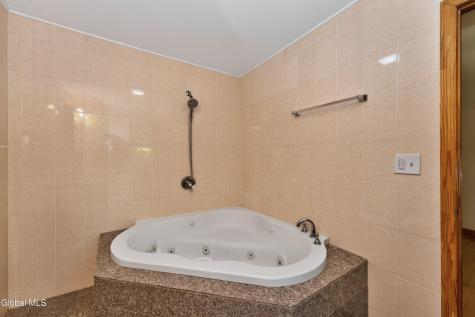 51 Vanderbilt Avenue Saratoga Springs NY 12866