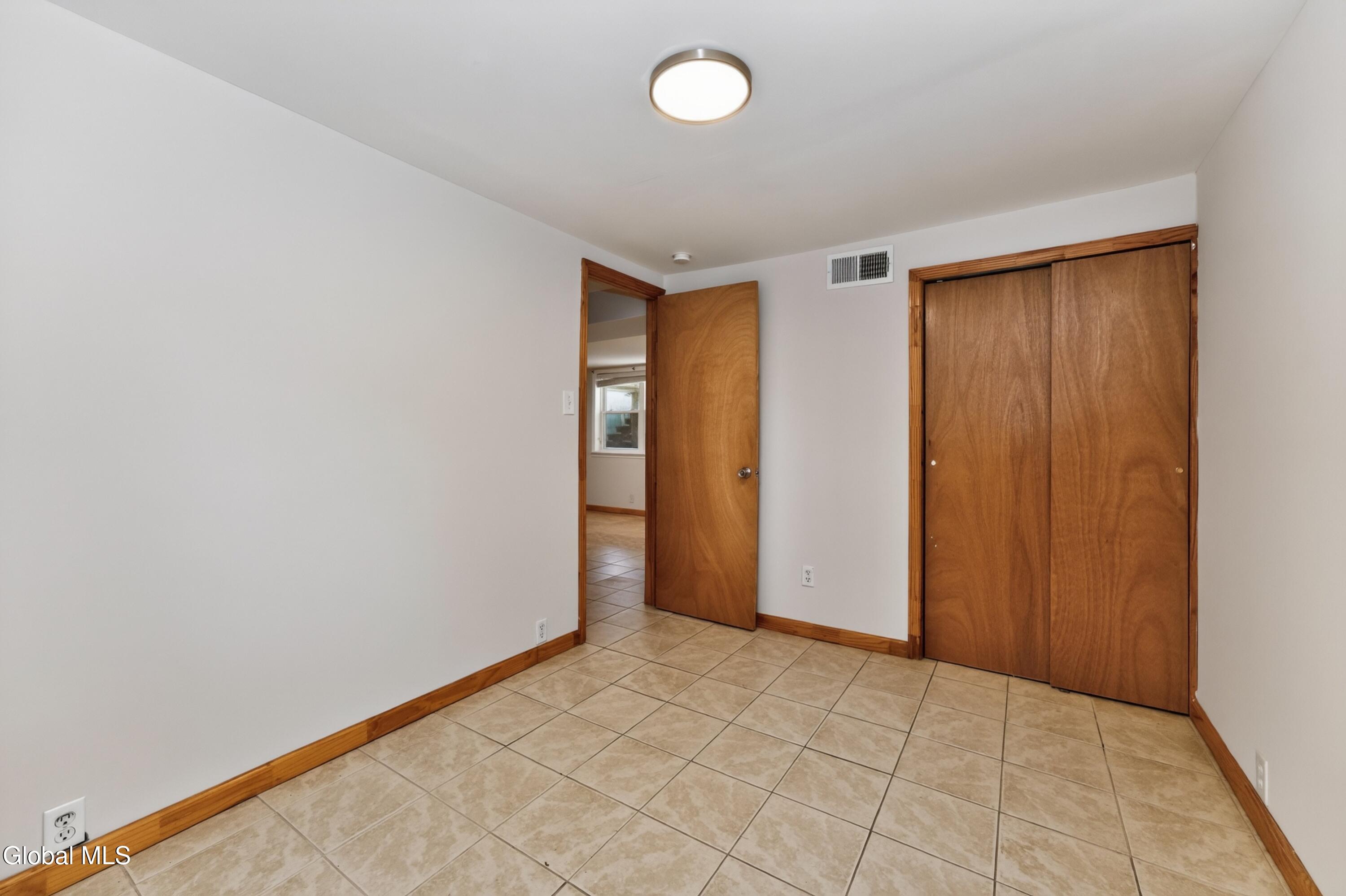 51 Vanderbilt Avenue Saratoga Springs NY 12866