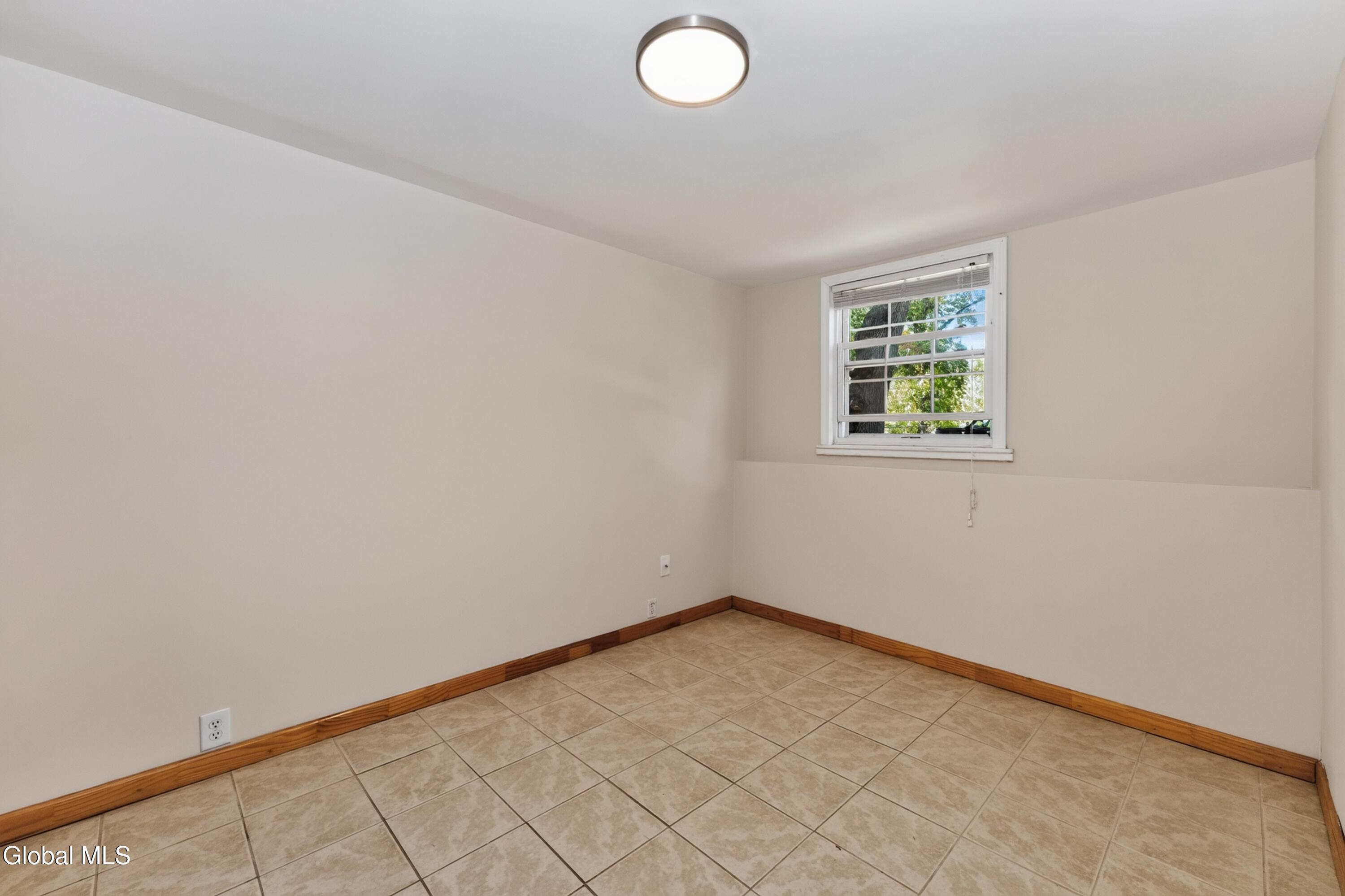 51 Vanderbilt Avenue Saratoga Springs NY 12866
