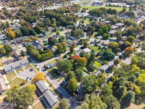 51 Vanderbilt Avenue Saratoga Springs NY 12866