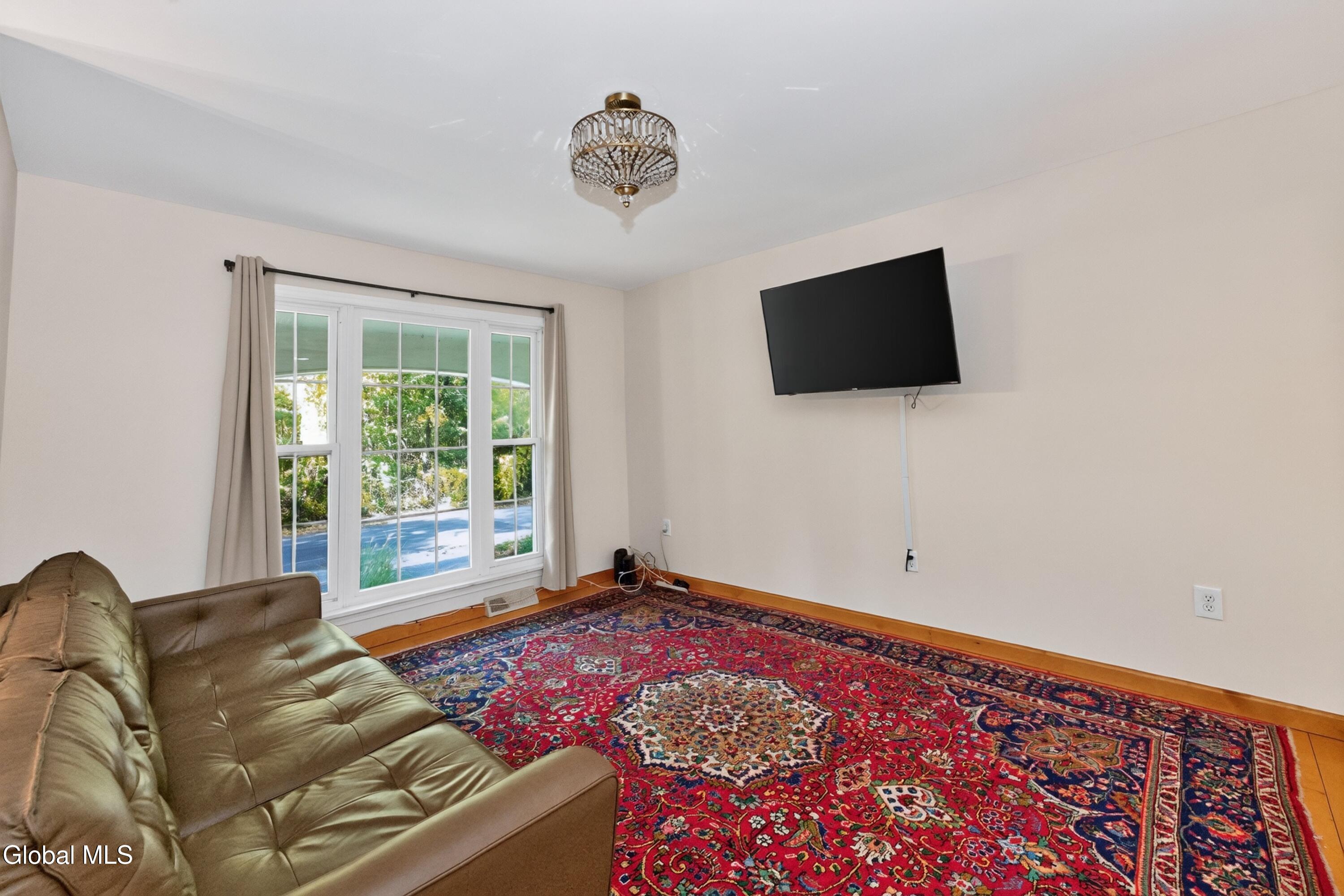 51 Vanderbilt Avenue Saratoga Springs NY 12866