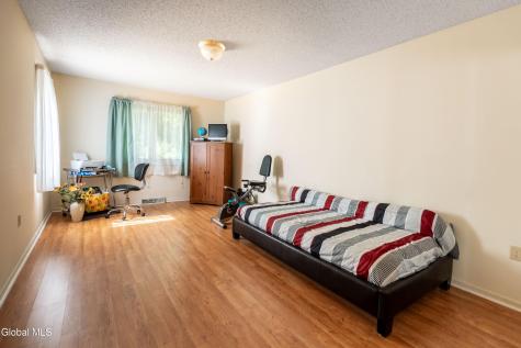 32 Lillian Lane Troy NY 12180
