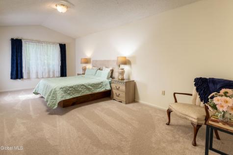 32 Lillian Lane Troy NY 12180