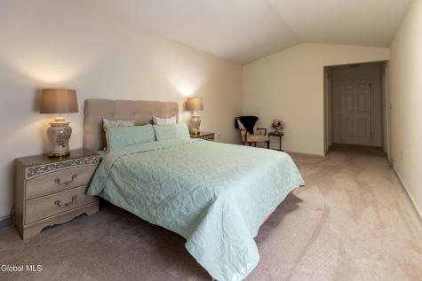 32 Lillian Lane Troy NY 12180