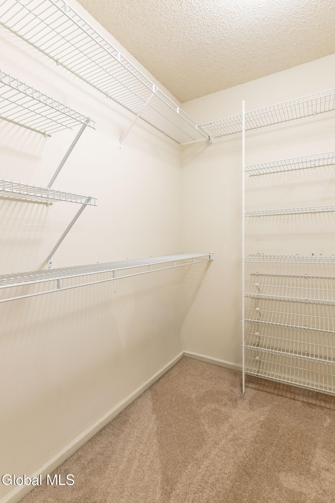 32 Lillian Lane Troy NY 12180