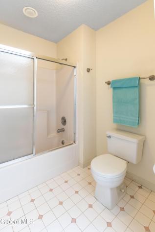 32 Lillian Lane Troy NY 12180