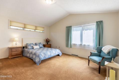 32 Lillian Lane Troy NY 12180