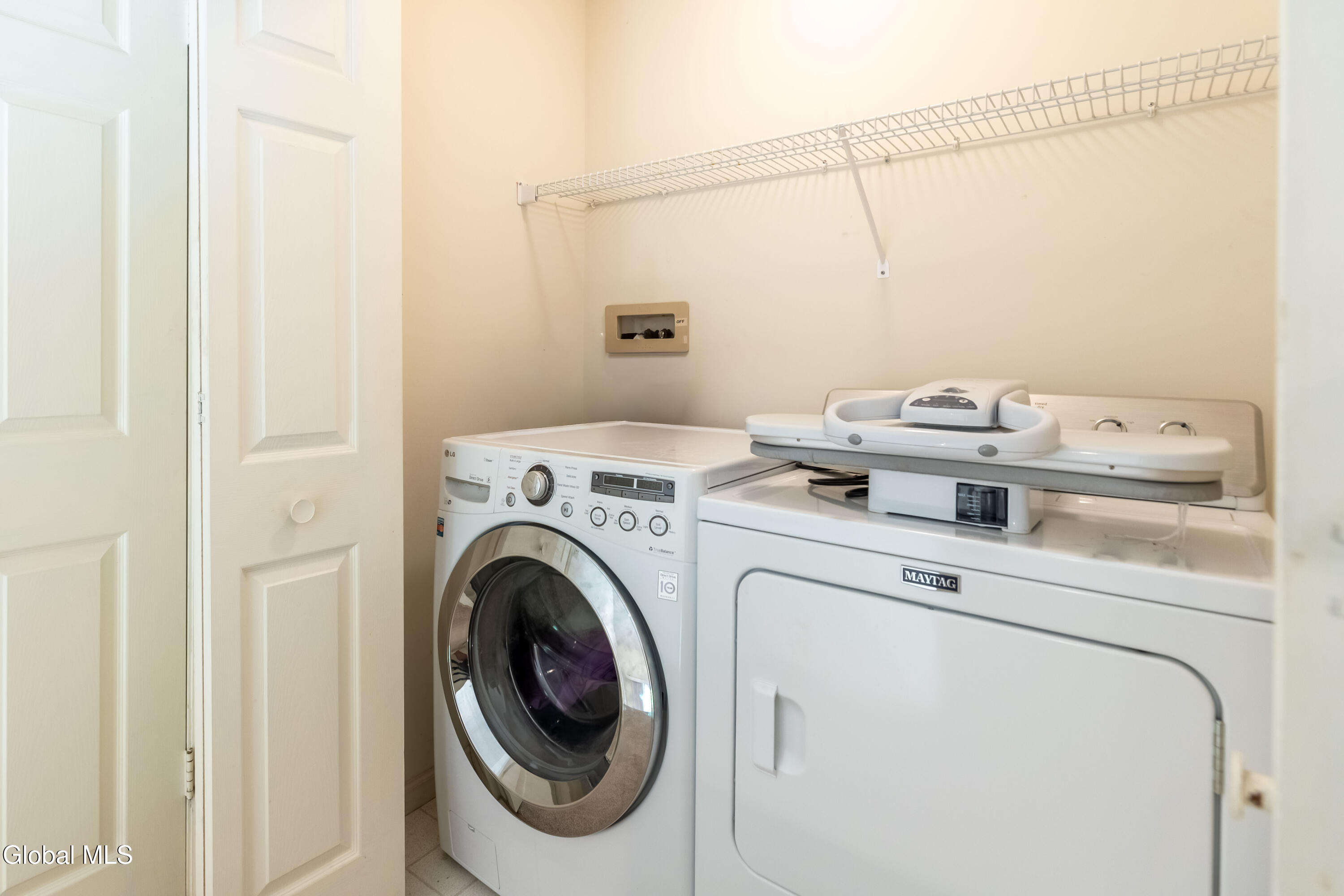 32 Lillian Lane Troy NY 12180