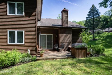32 Lillian Lane Troy NY 12180