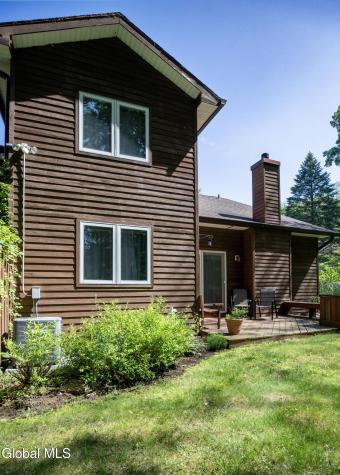 32 Lillian Lane Troy NY 12180