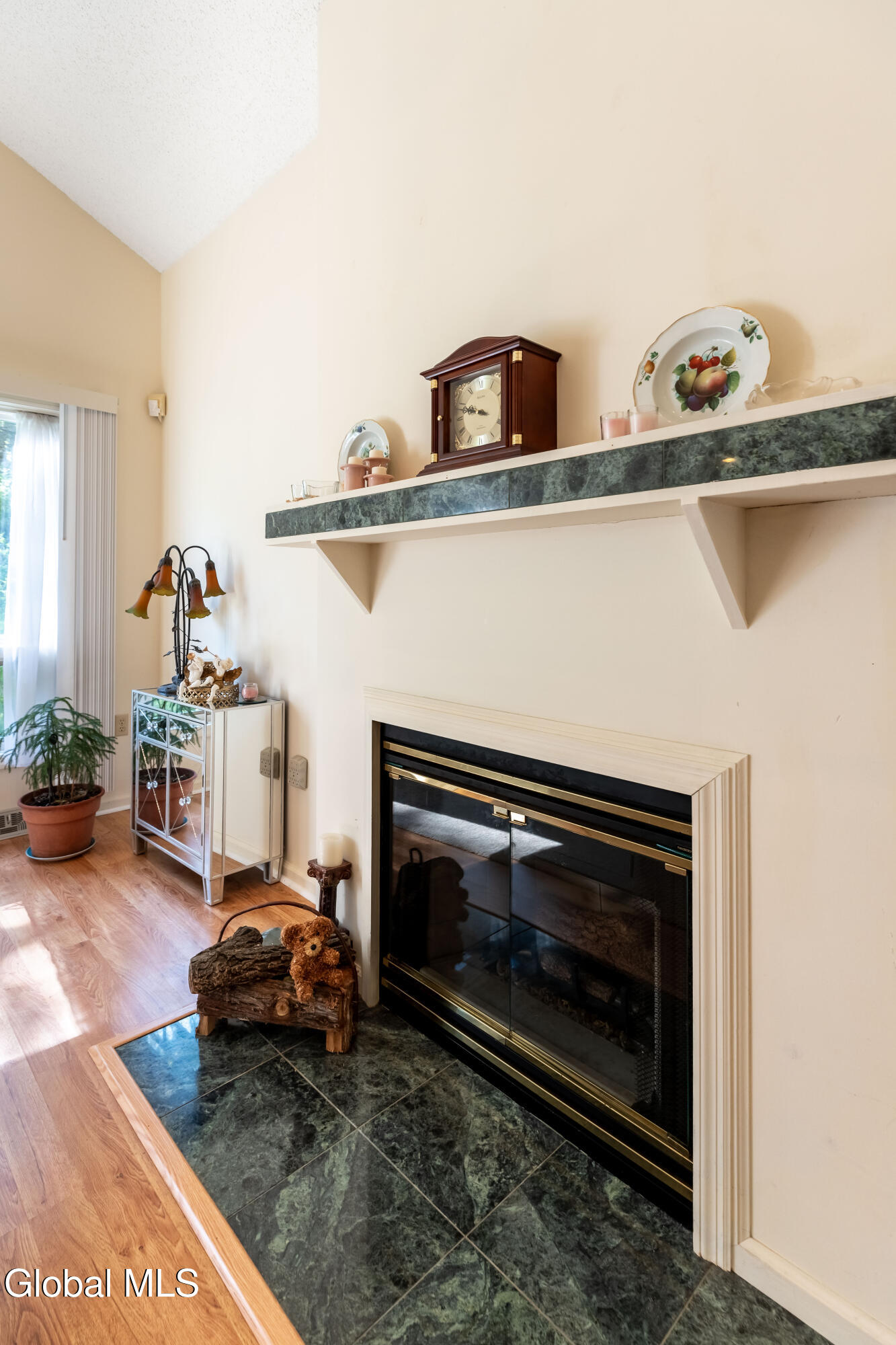 32 Lillian Lane Troy NY 12180