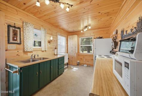 7189 U.s. 9 Chestertown NY 12817