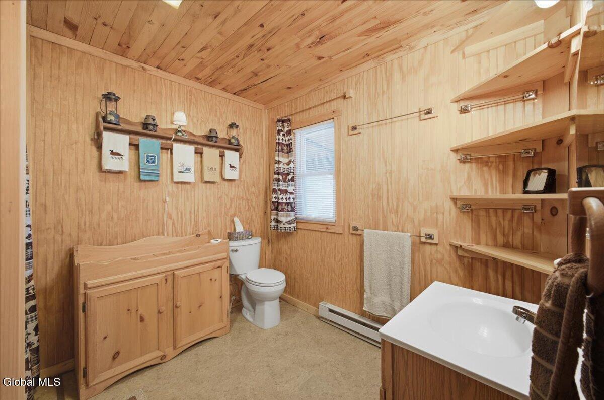 7189 U.s. 9 Chestertown NY 12817