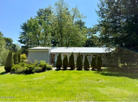 9 Reservoir Drive Queensbury NY 12804