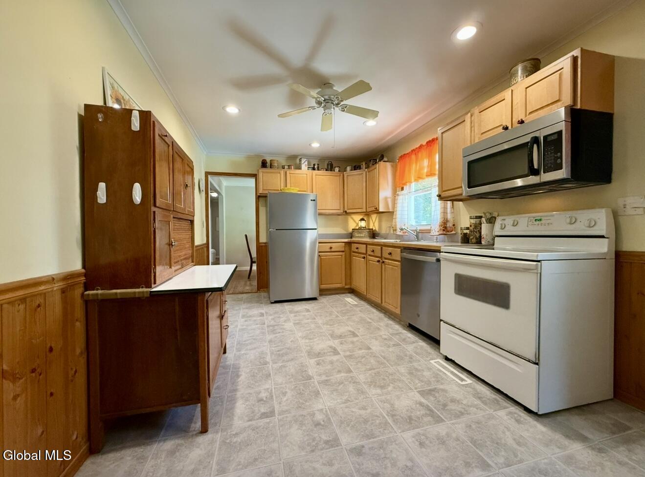 9 Reservoir Drive Queensbury NY 12804
