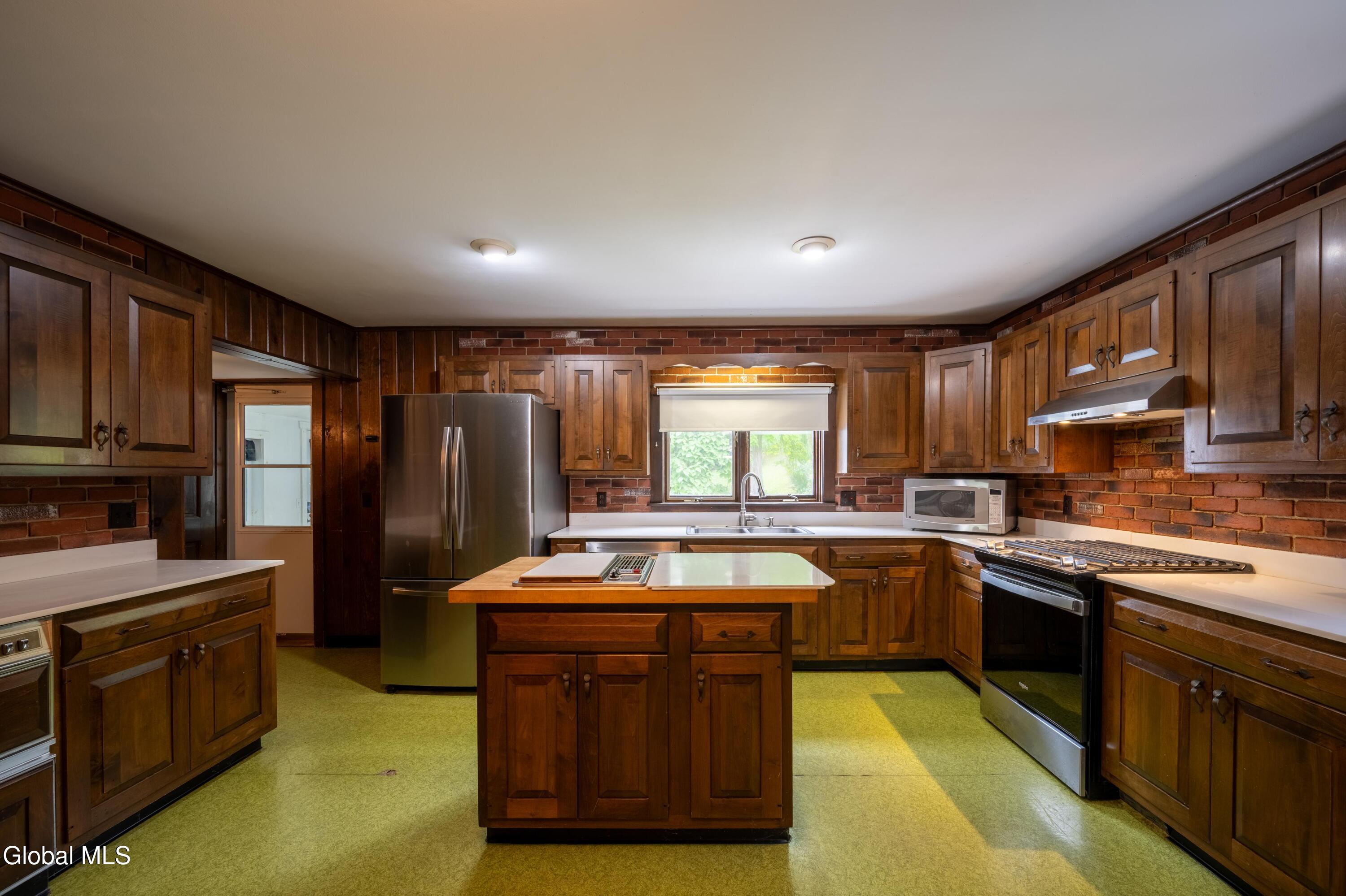 92 Champlain Avenue Ticonderoga NY 12883
