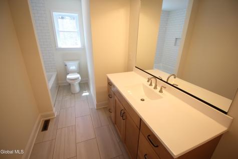 13 A Wyatt's Way Clifton Park NY 12065